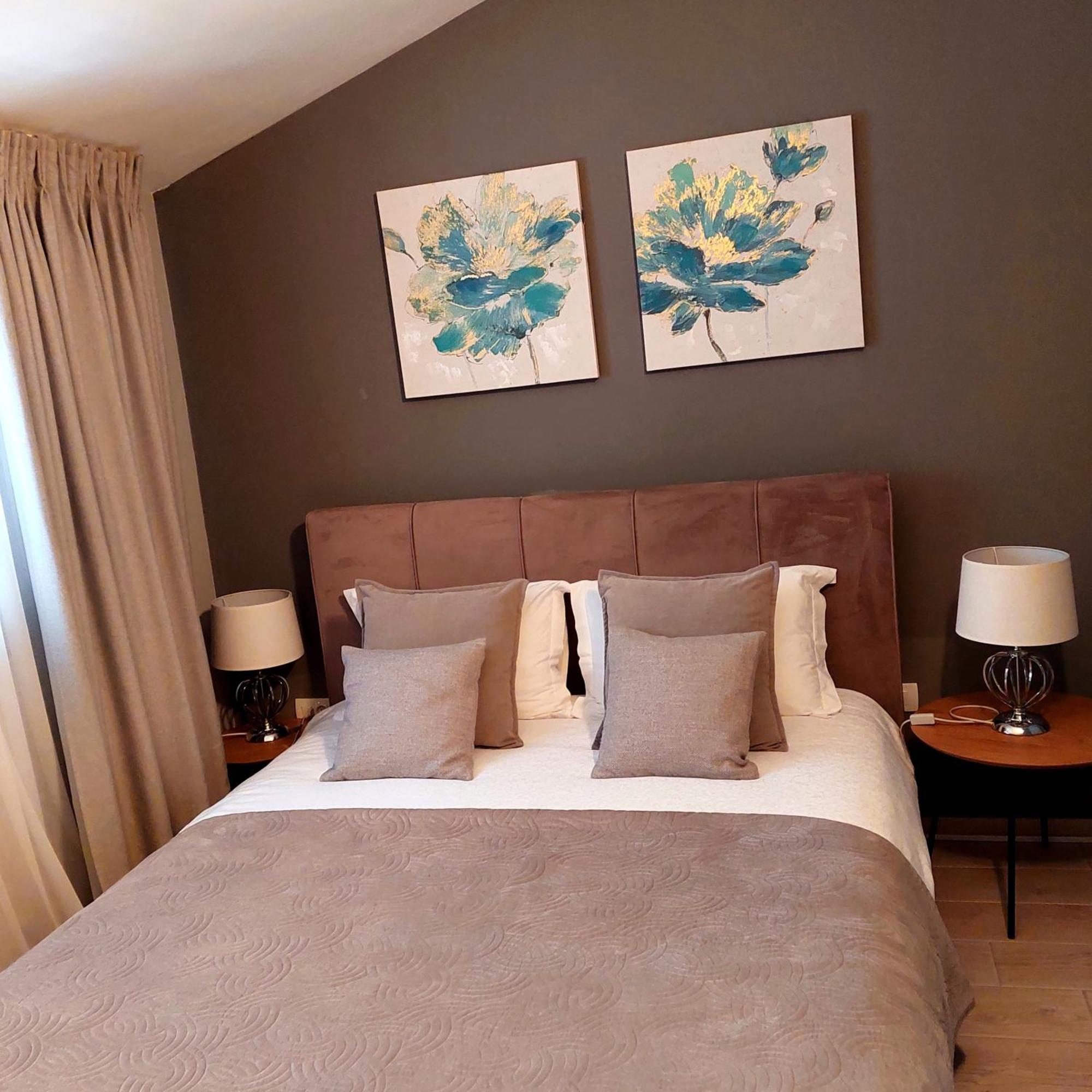 Apartaments Victoria โปเรช ภายนอก รูปภาพ