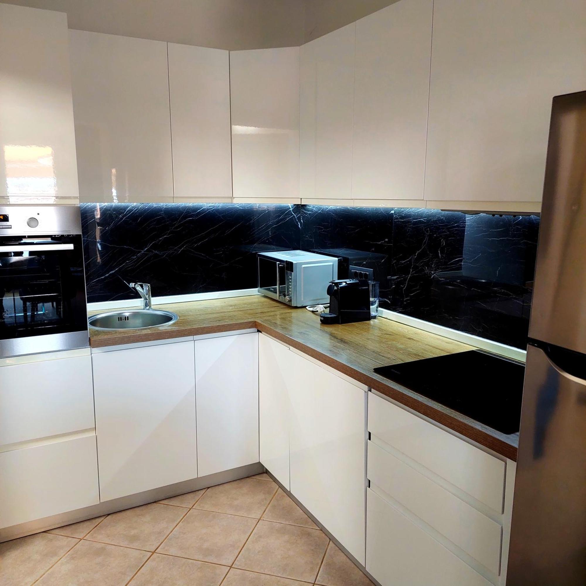 Apartaments Victoria โปเรช ภายนอก รูปภาพ